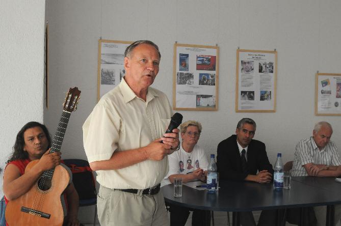 Ausstellung =